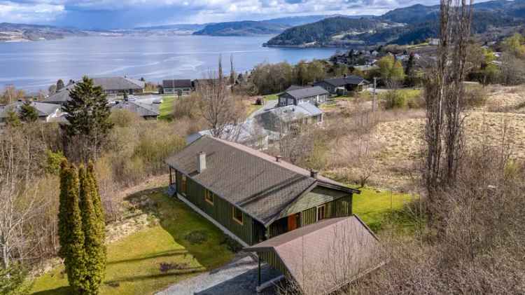 Børsa Enebolig - Fjordutsikt Stor Tomt 192 kvm