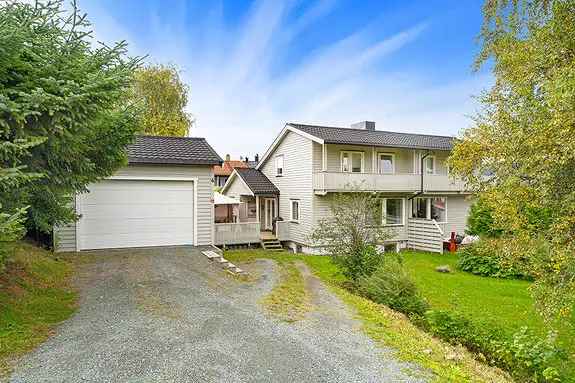 Familiebolit Lykkmarka - 164 kvm - Garasje - Skole/barnehage