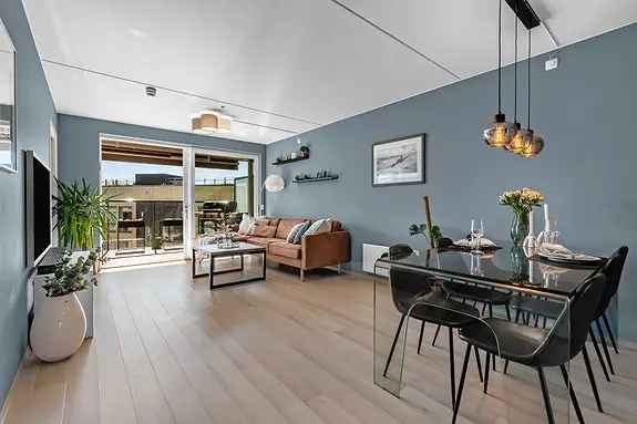 Moderne 4-roms leilighet med 2 balkonger og garasjeplass