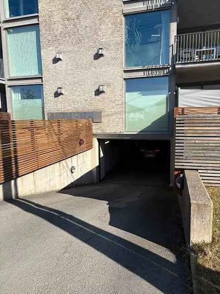 Garasjeplass Røa - Ingen Gjeld
