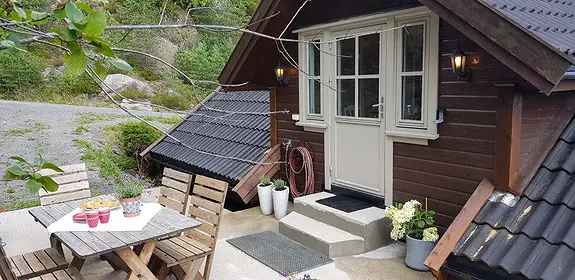Loftsleilighet 70m2 til leie - Egen inngang og parkering