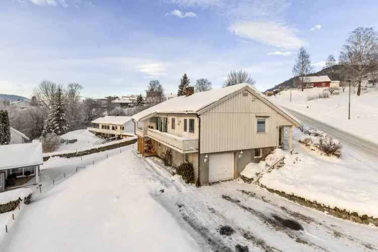 Enebolig Semsjordet 3 soverom stor garasje