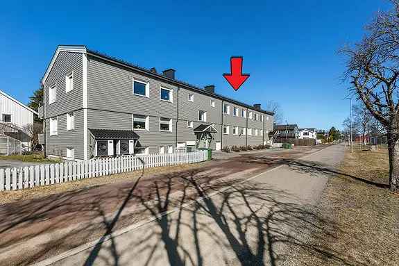 Romslig 4-roms leilighet Lillestrøm - Vestvendt veranda - Parkering