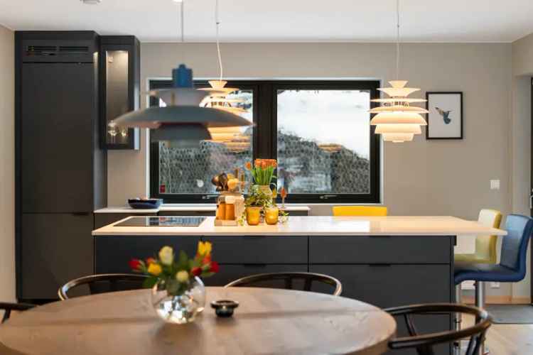 Moderne 5-roms leilighet Hvalstad