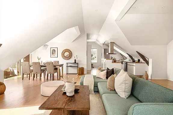 Toppleilighet i Villa - 2 3 Soverom - Elbillading