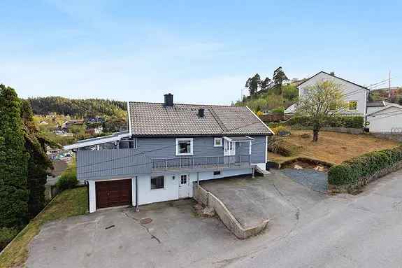 Enebolig Vikeland - Hybel - Nytt Bad - Hage - Garasje