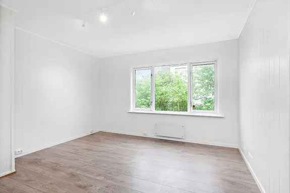 2-roms Leilighet Tyholt Parkering Oppusset