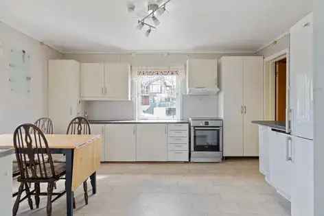 5 rom hus av 55 m² i Hommelvik