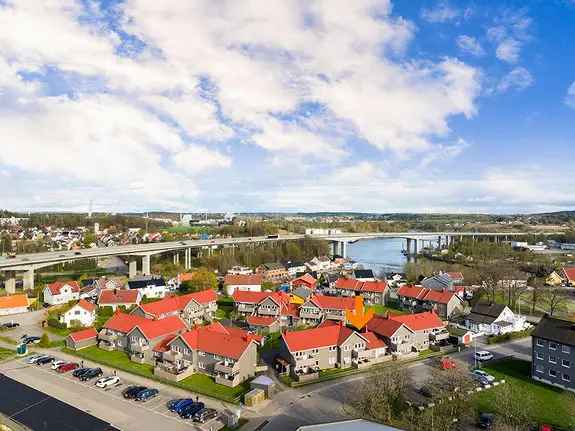 Pen leilighet Sarpsborg - 1 soverom - 2 uteplasser - Varmepumpe