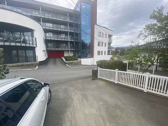 Parkeringsplass til leie nar Skjoldskifte bybane