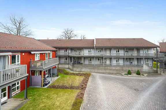 Andelsleilighet Arendal - Lys 3-roms med terrasse, garasje og bod