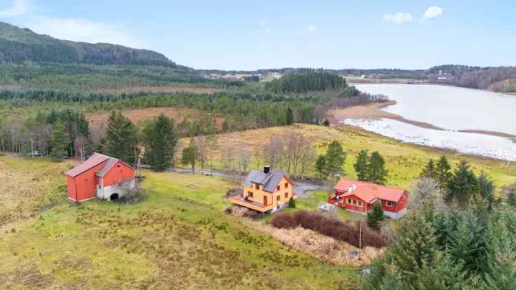 Småbruk med to eneboliger Bådalen