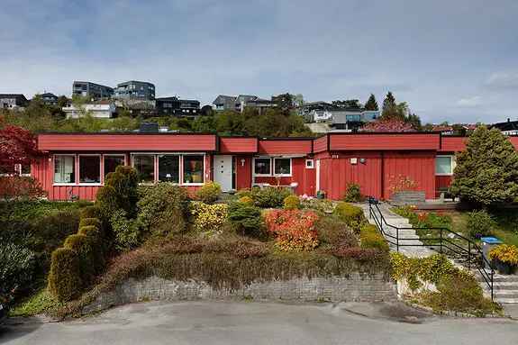 Rekkehus Holtavegen 21B - Moderne Kjokken Garasje Barnevennlig