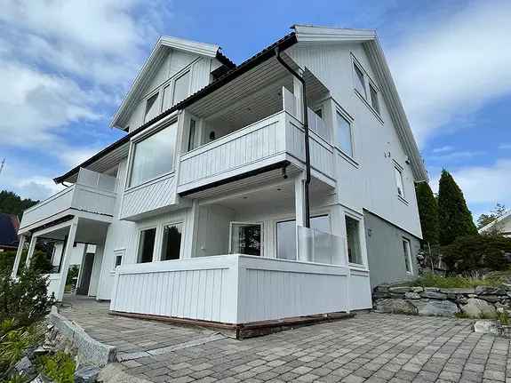 Lys Leilighet på Hindtåsen - 2 Soverom