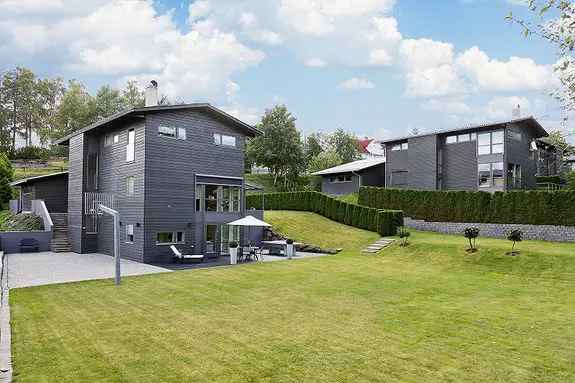 Luksuriøs Enebolig i Vollen - Høy Standard
