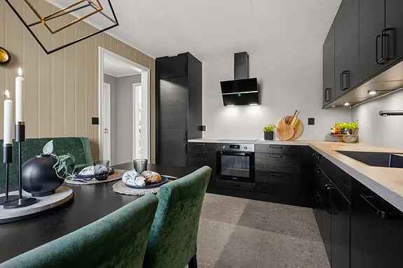 Moderne Tomannsbolig Aursmoen 3 Soverom Stor Terrasse