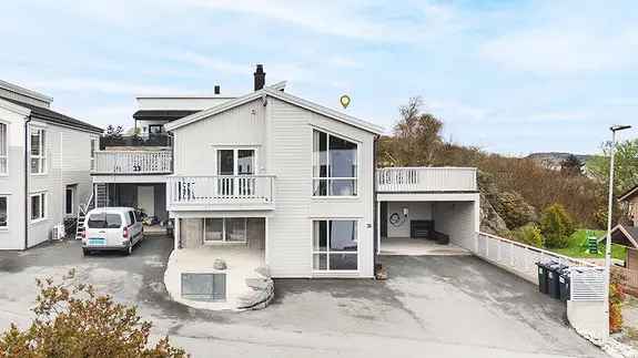 Enebolig 2014 Melstokkevegen Solrik Utsikt Carport Elbil Lader