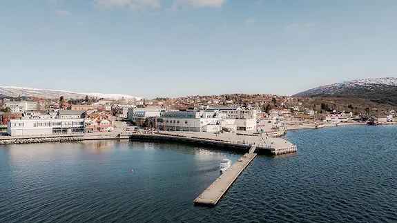 Stor leilighet ved vannkanten - Panoramautsikt