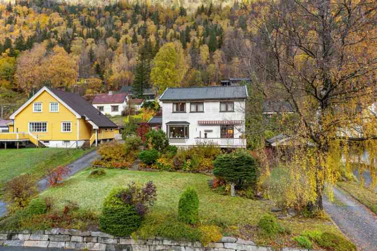 Rjukan Enebolig Bjørkhaug Oppussingsobjekt