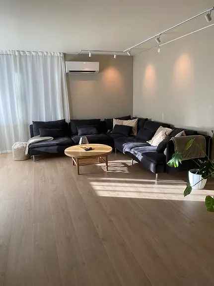 Sentral 3-roms leilighet med parkering - Leie fra 1 juli