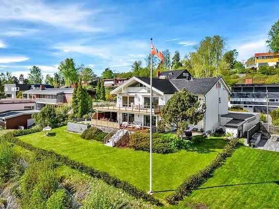 Tomannsbolig med Panoramautsikt Oslo 2 Terraser 3 Bad Dobbelgarasje