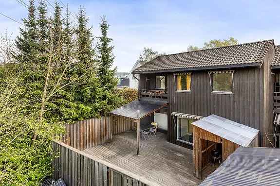 Enderekkehus Alnabru 4 Soverom Peis Stor Terrasse