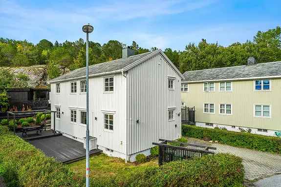 Enebolig Kirkelandet - Flott familiebolig