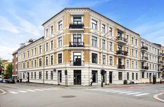 Majorstuen 2-roms leilighet - Balkong - Strøm Internett Inkludert