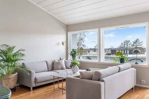 Flott Endelighet pa Stokka - Solrik Terrasse - Naerhet til Alt
