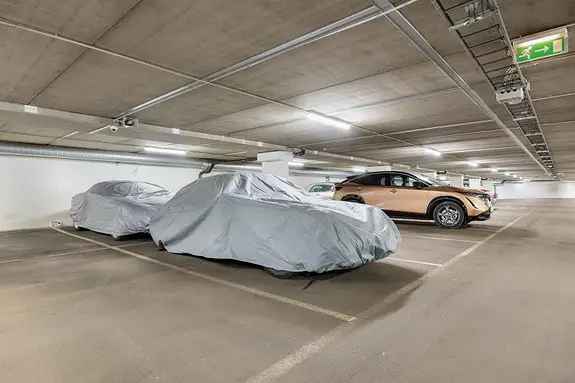 Sinsen Garasjeplass - Elbil Lader - Automatisk Apner