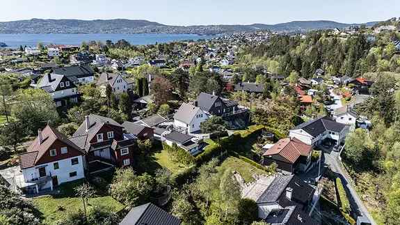 Tomannsbolig i Tertnes - Oppgradert og med flott uteområde