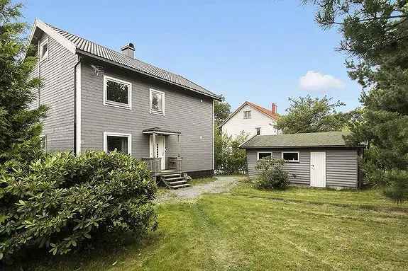 Lys 2-roms leilighet i tomannsbolig - Nær Tista Senter