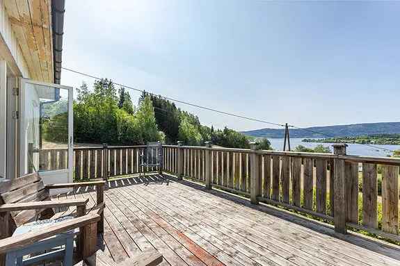 Enebolig Randsfjorden Oppussingsobjekt Stor Tomt
