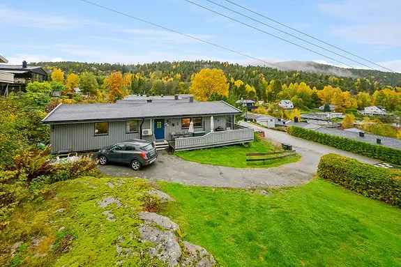 Enebolig Berger - 3 soverom, solrik terrasse, nær sjøen