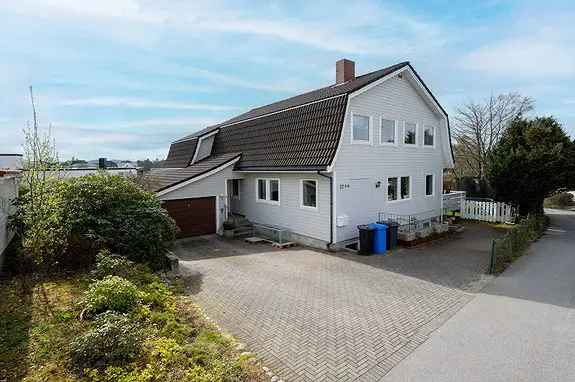 Stangeland Enebolig - Oppusset - 8 Soverom - Sandnes Sentrum