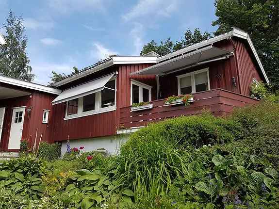 Vinderen hus leie - koselig hus med hage og veranda
