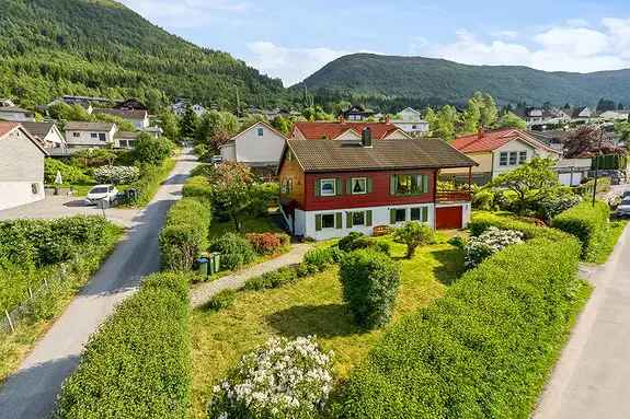 Enebolig Rystefeltet Orsta - Stor Hage - Garasje