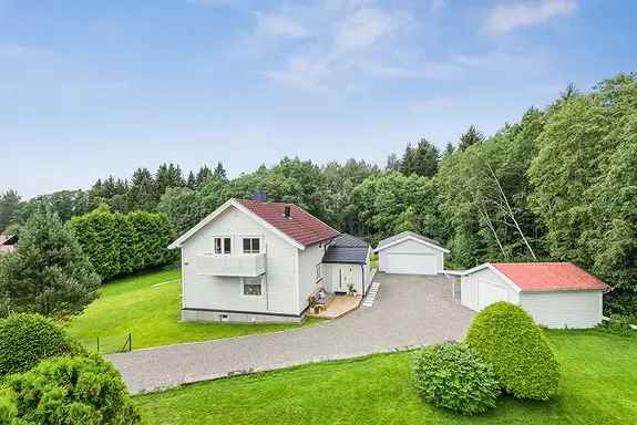 Familievennlig enebolig i Brumunddal
