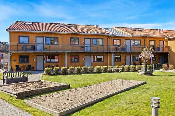 3-roms leilighet Halden Brygga - 2 soverom, balkong, parkering