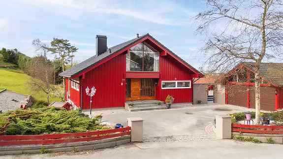 Enebolig Norheimskogen - Stor tomt Garasje Oppgradert