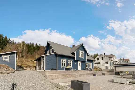 Enebolig i Varleiteråsa med Utsikt og Dobbelgarasje