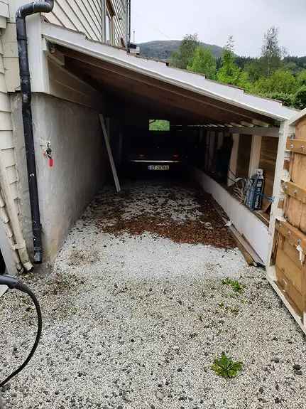 Garasjeplass leie Arna Bergen - Ventilert Carport