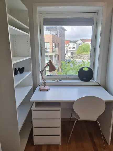 Rom i leilighet til leie nær UiS