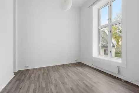 3 Roms Leilighet Oslo 94m2 Nyrenovert