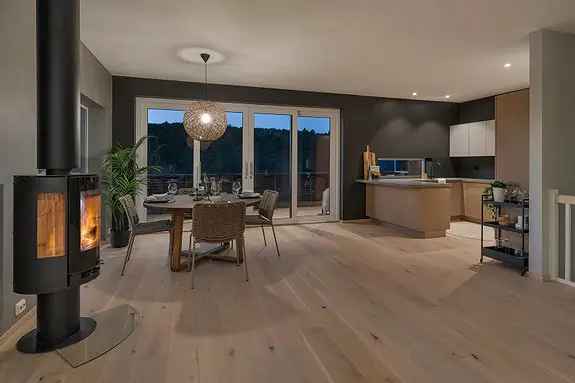 Sjønær Funkisvilla - Garasje - Utleieenhet - Båtplass