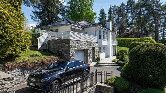 Enebolig 204 m² Nordstrand - Oppusset - Garasje - Naturskjønne Omgivelser