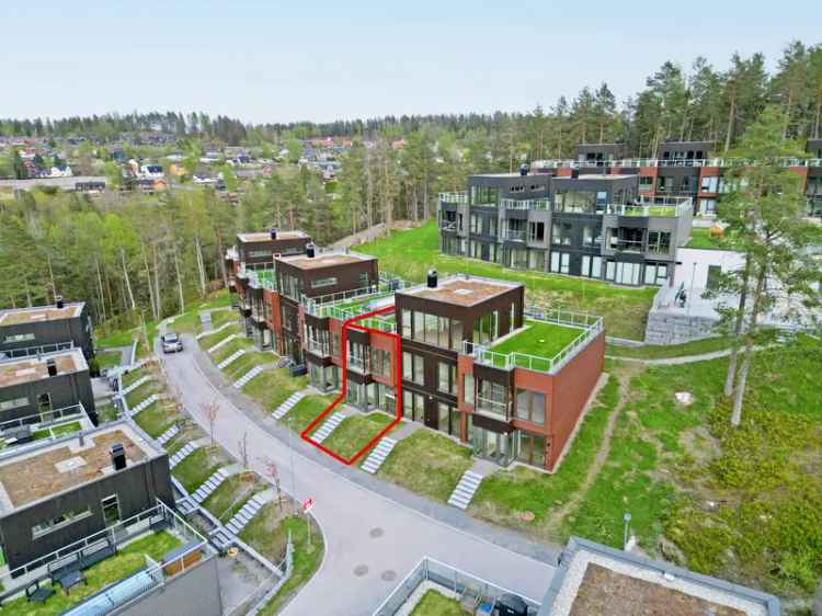 Ny leilighet med takterrasse og garasje nar Heggedal stasjon