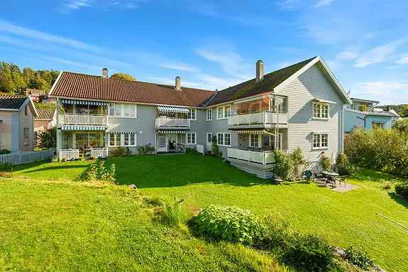 Seniorleilighet Dr

øbak - Fjordutsikt og Badepark