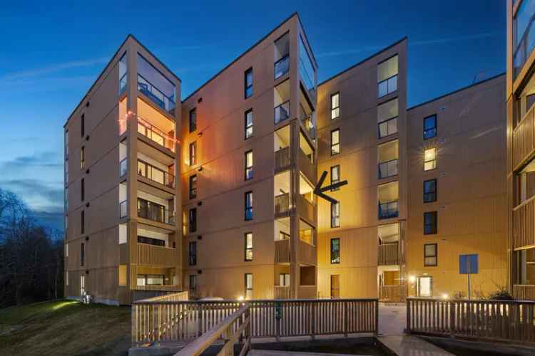 Stilig 2-roms leilighet Jessheim 2021 Fjernvarme Parkering Balkong