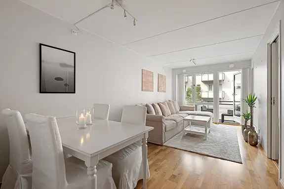 Smart 2-roms Sagene - Balkong Garasjeplass Heis